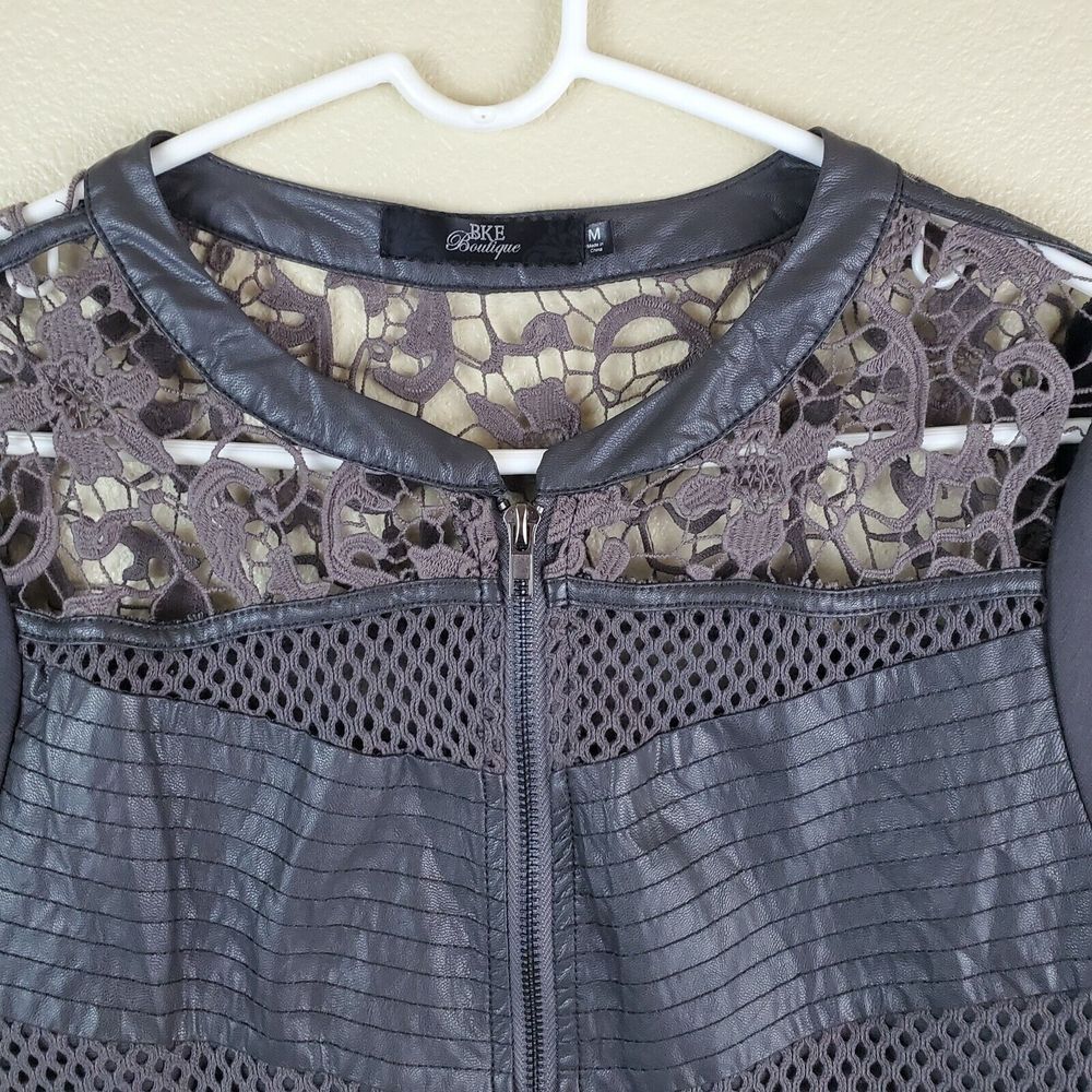BKE Buckle Boutique Womens Mesh Jacket Size MED Gray Lace Full Zip Long Sleeve